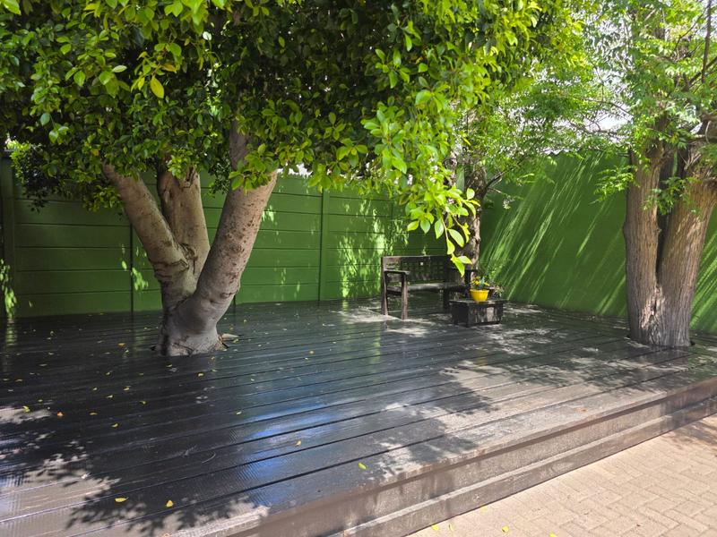 To Let 7 Bedroom Property for Rent in Bonnie Brae Western Cape